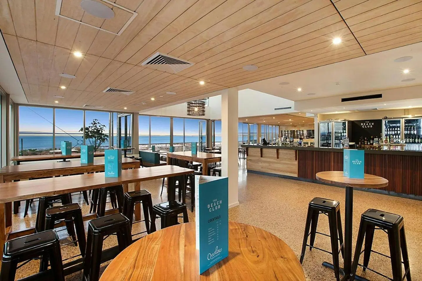 Onslow Beach Resort Bar
