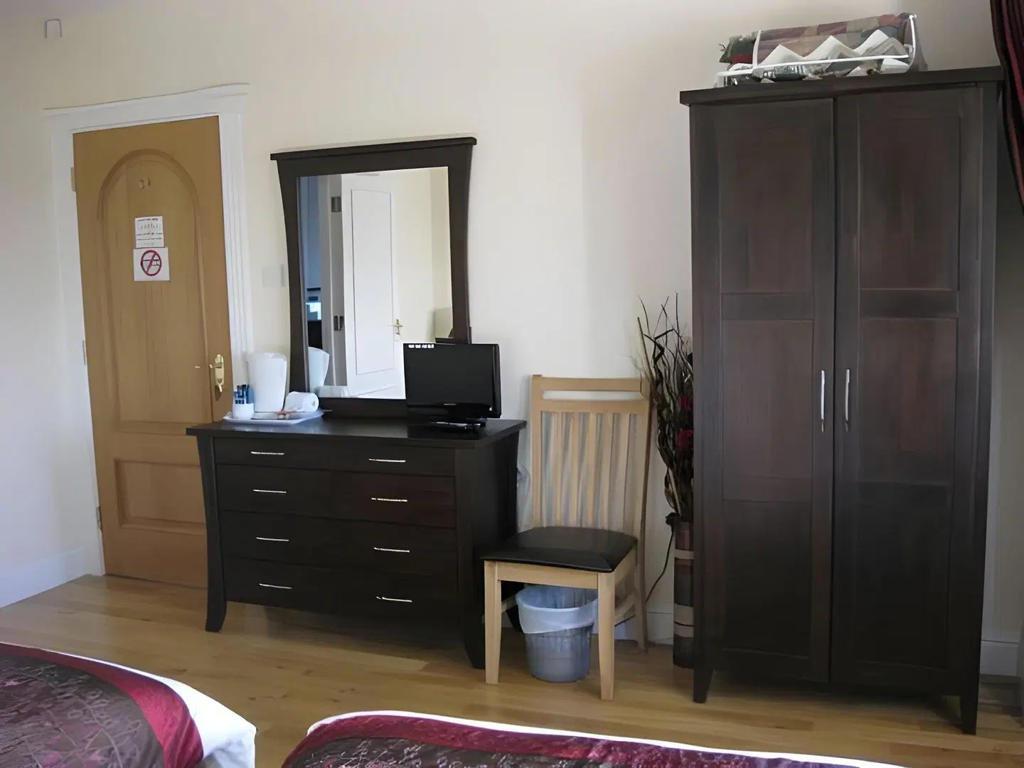 Alverna House B&B ROOM_EXAMPLE
