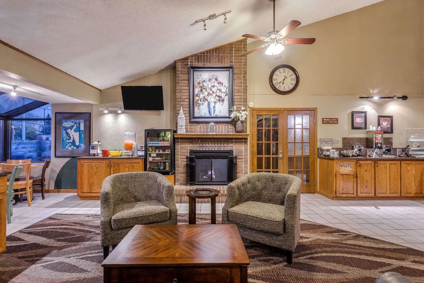AmericInn by Wyndham New Richmond LOUNGE_LOBBY