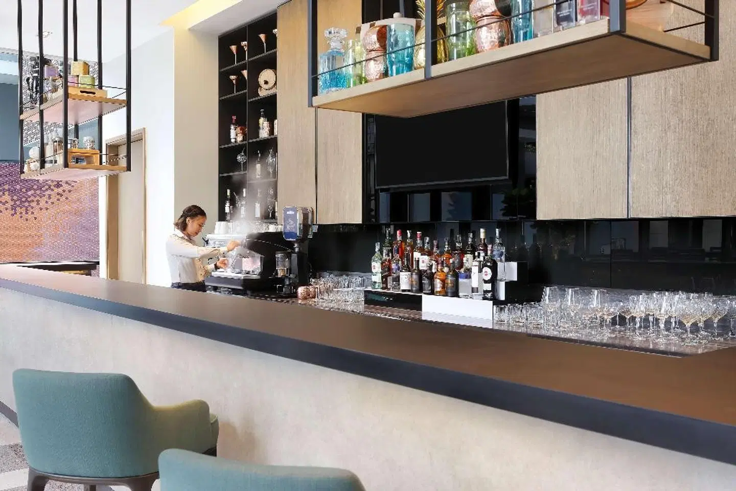 Hilton Garden Inn Bengaluru Embassy Manyata Business Park Bar