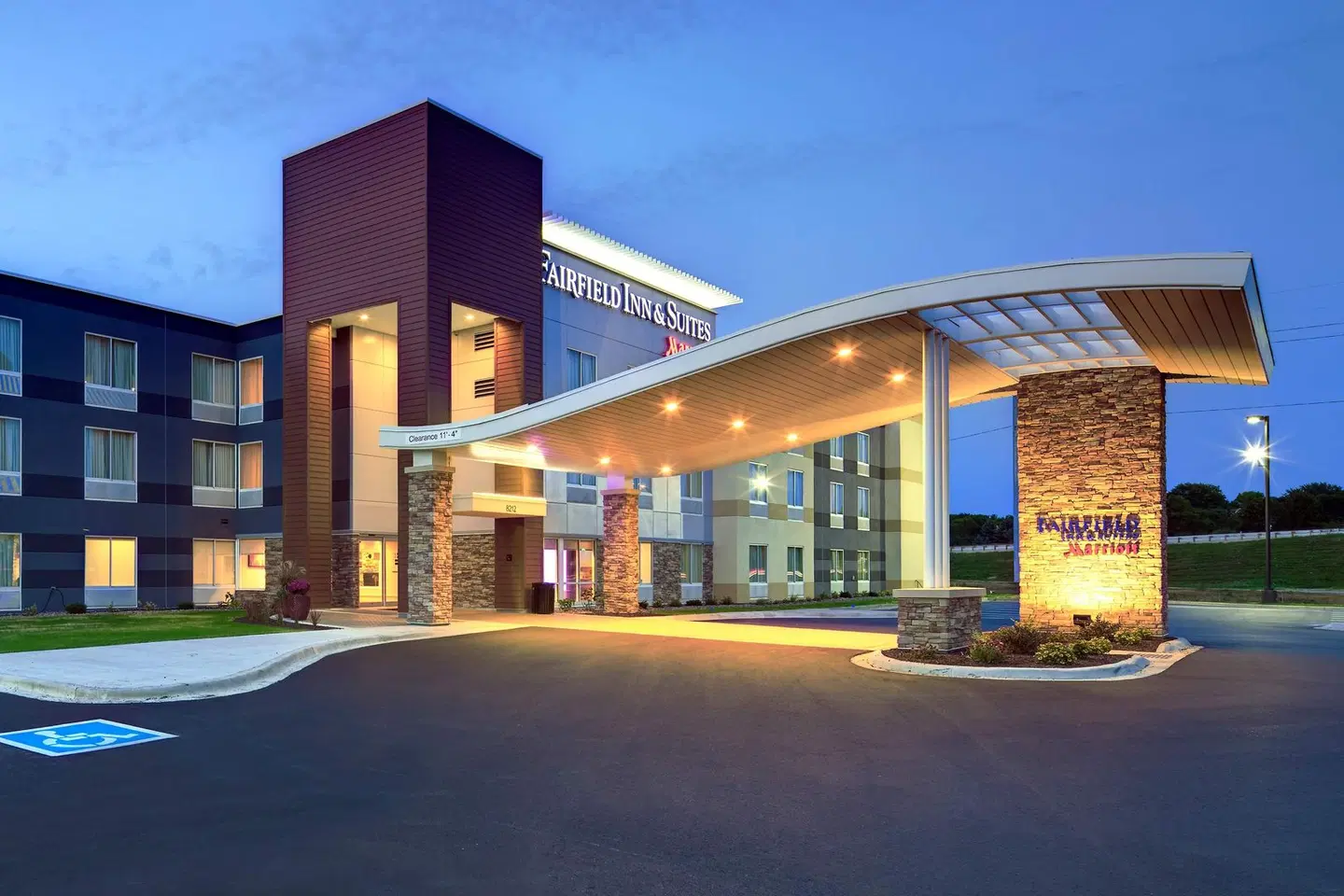 Fairfield by Marriott Inn & Suites Madison West/Middleton EXTERIOR
