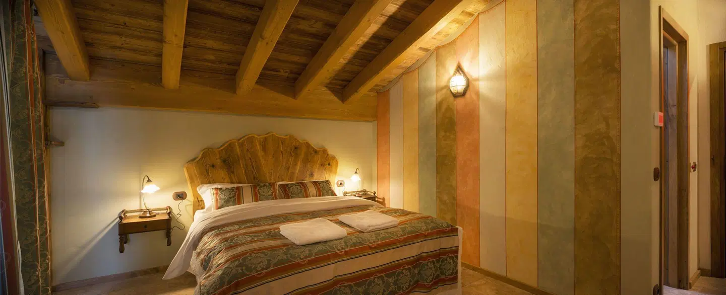 Lo Tzeno ROOM_EXAMPLE