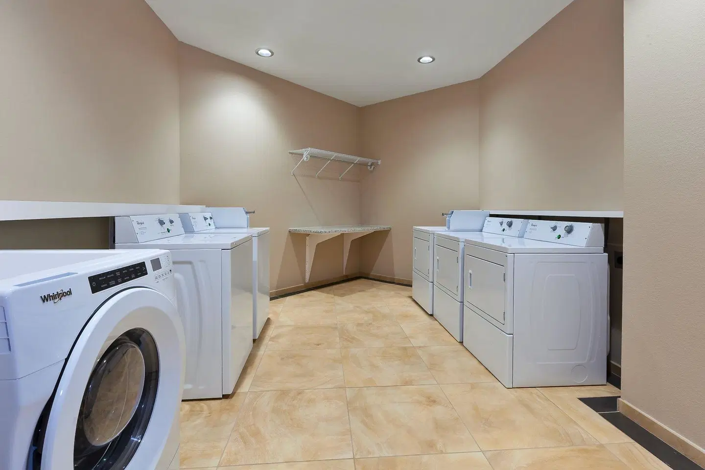 Candlewood Suites Louisville - NE Downtown Area by IHG ROOM_EXAMPLE