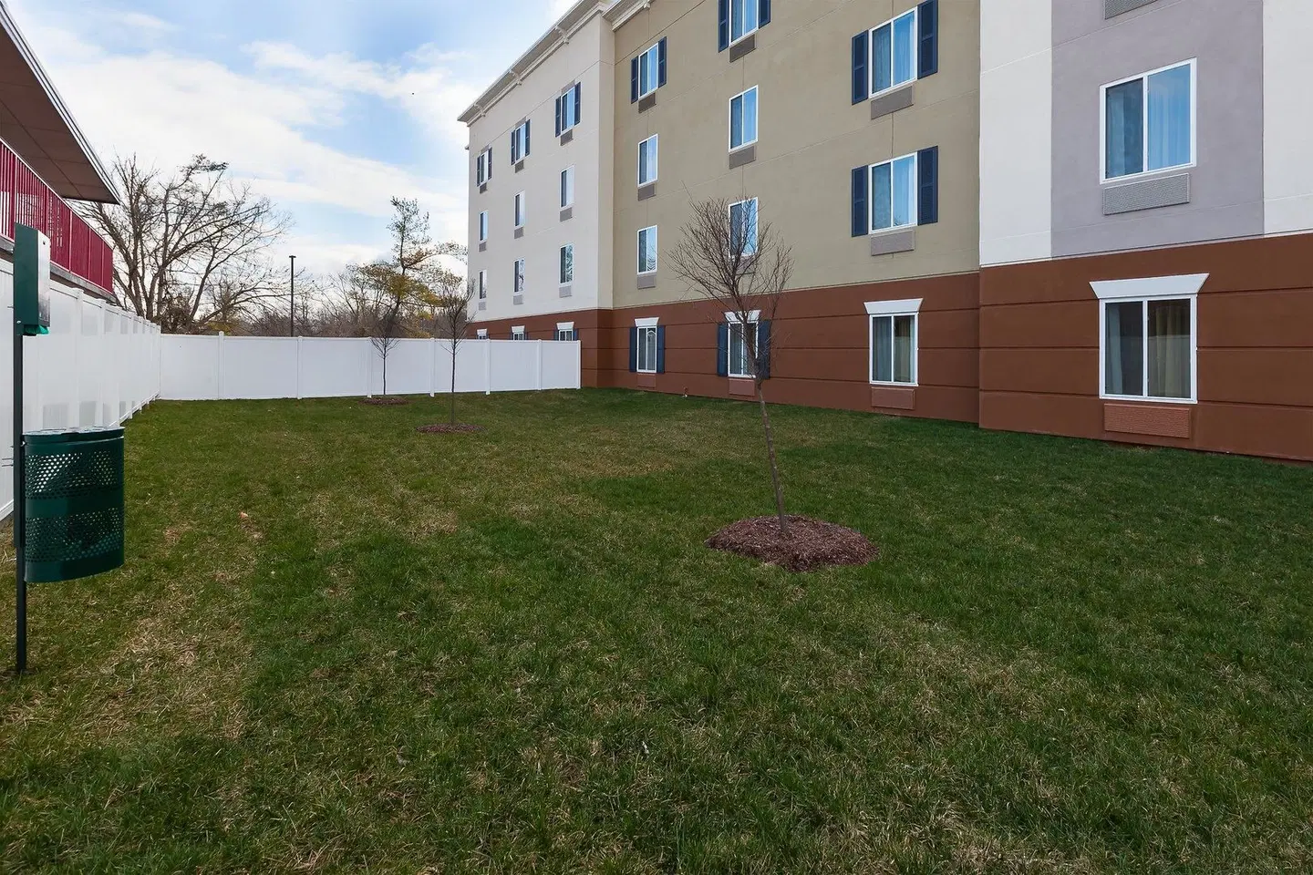 Candlewood Suites Louisville - NE Downtown Area by IHG EXTERIOR
