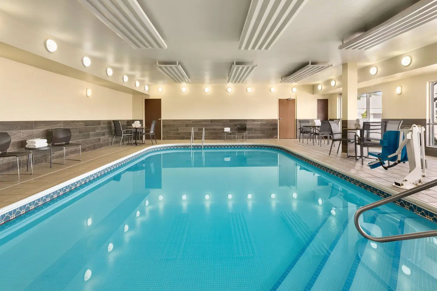 Fairfield Inn by Marriott Erie Hallenbad