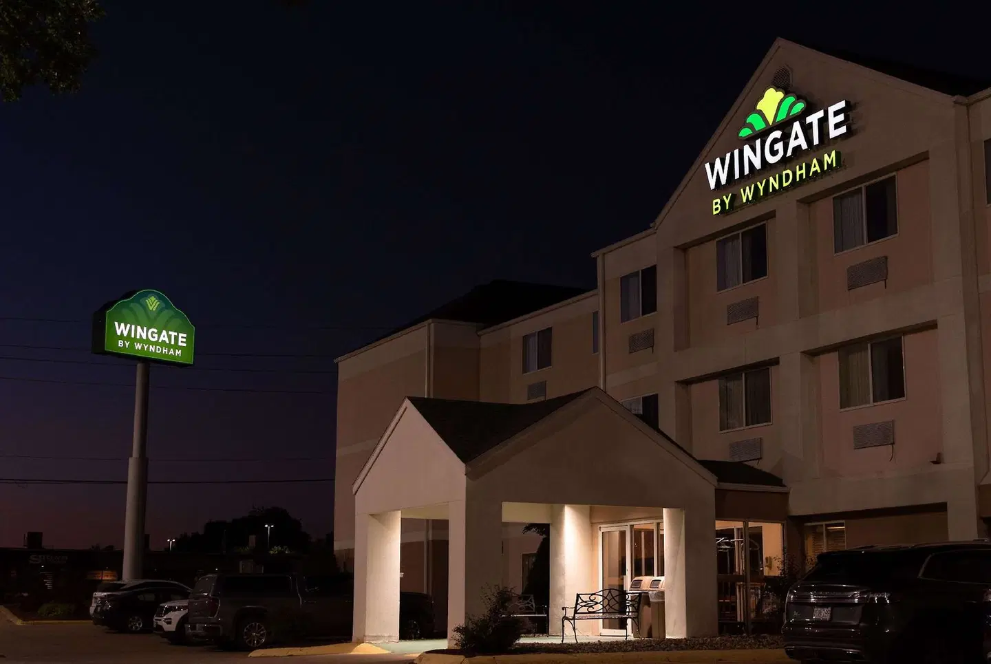 Wingate by Wyndham Sioux City EXTERIOR