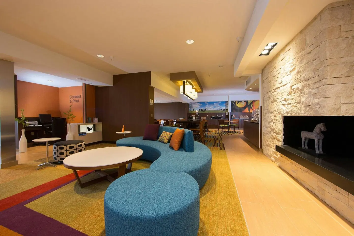 Fairfield by Marriott Inn & Suites Burlington LOUNGE_LOBBY