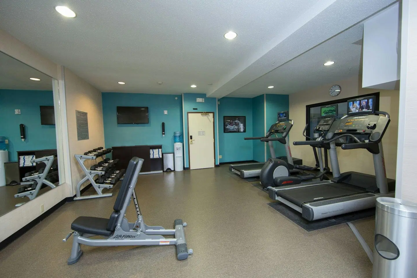 Fairfield by Marriott Inn & Suites Burlington SPORTS_AND_LEISURE