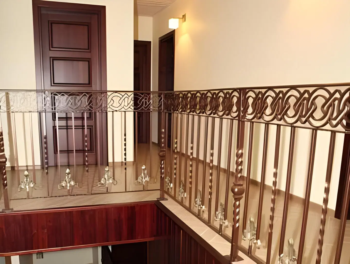 Greta ROOM_EXAMPLE