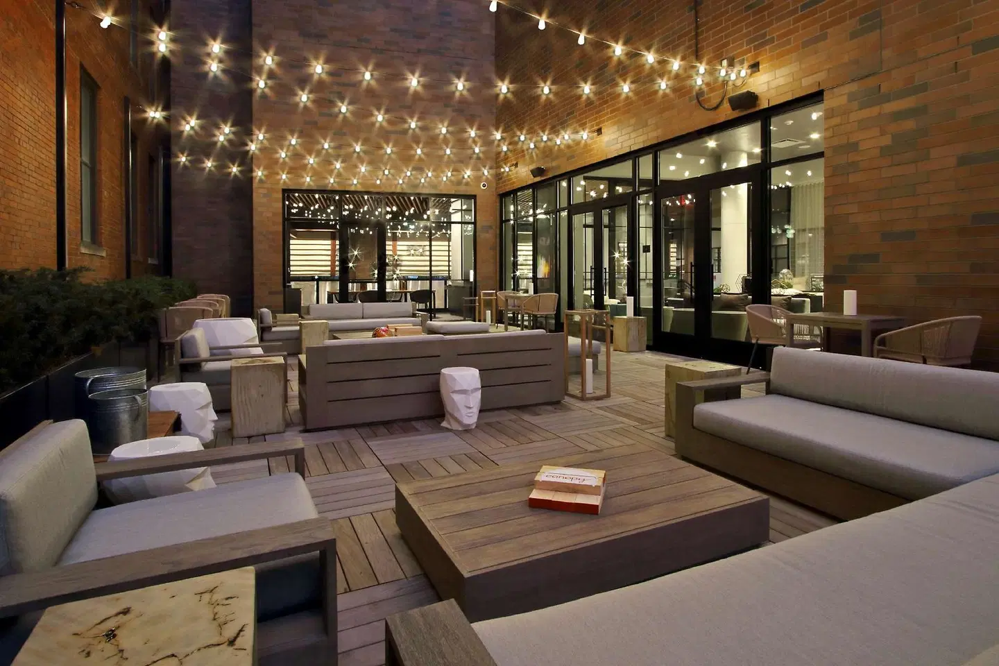Canopy by Hilton Columbus Downtown Short North LOUNGE_LOBBY