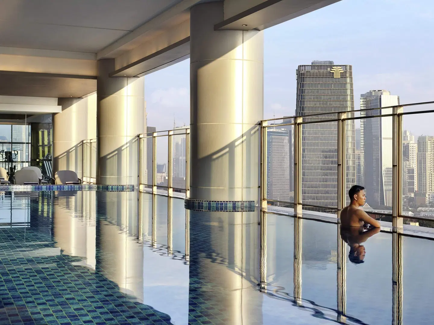 Mercure Jakarta Gatot Subroto Hallenbad