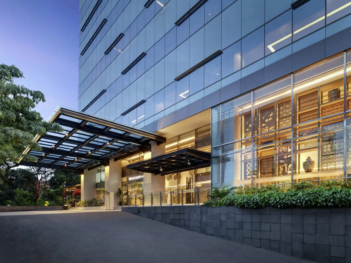 Mercure Jakarta Gatot Subroto EXTERIOR