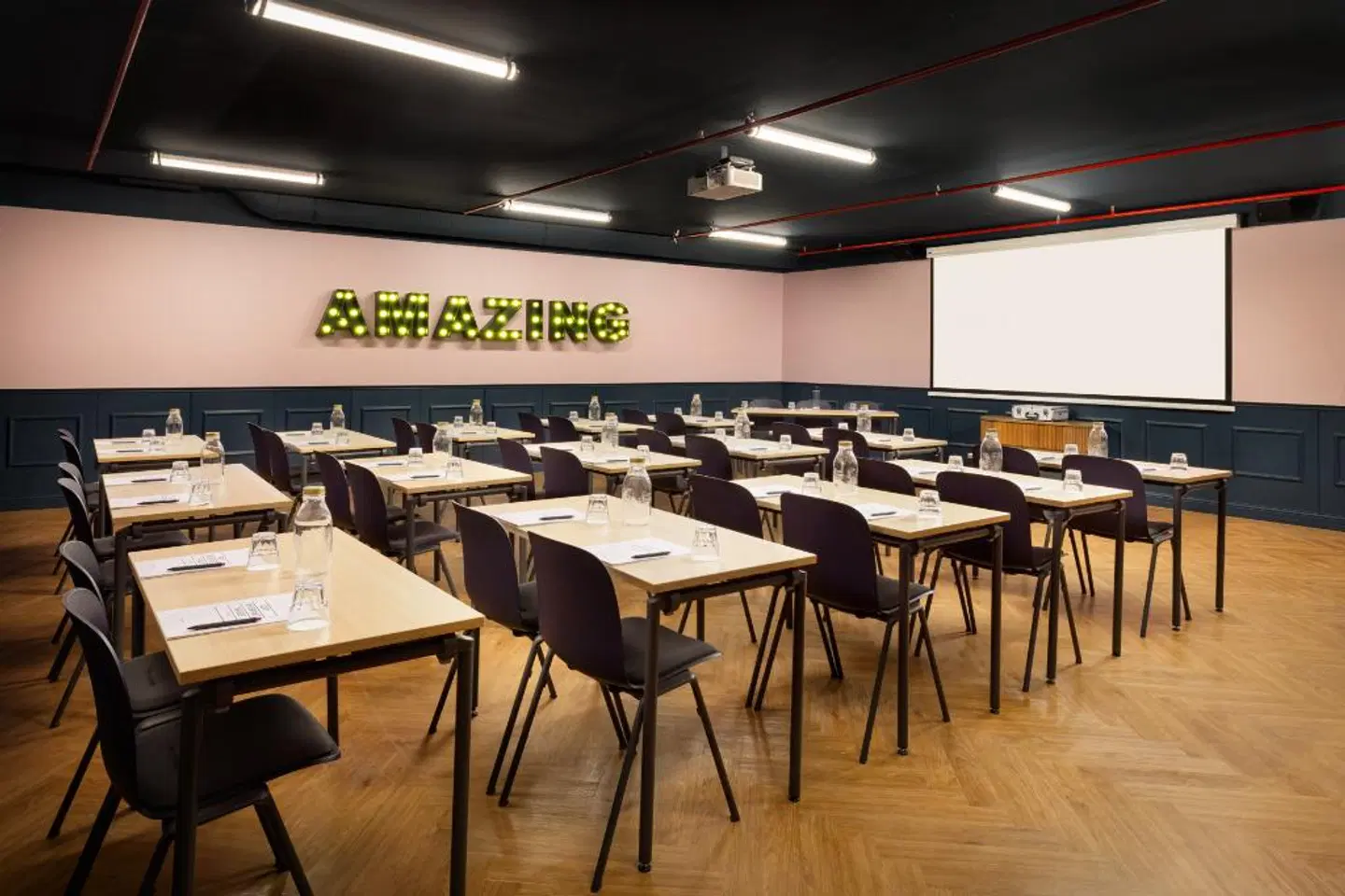 Moxy Paris La Villete Konferenz