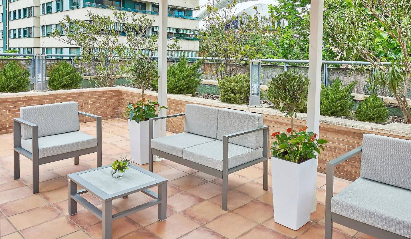 NH Valencia Las Artes Terrasse
