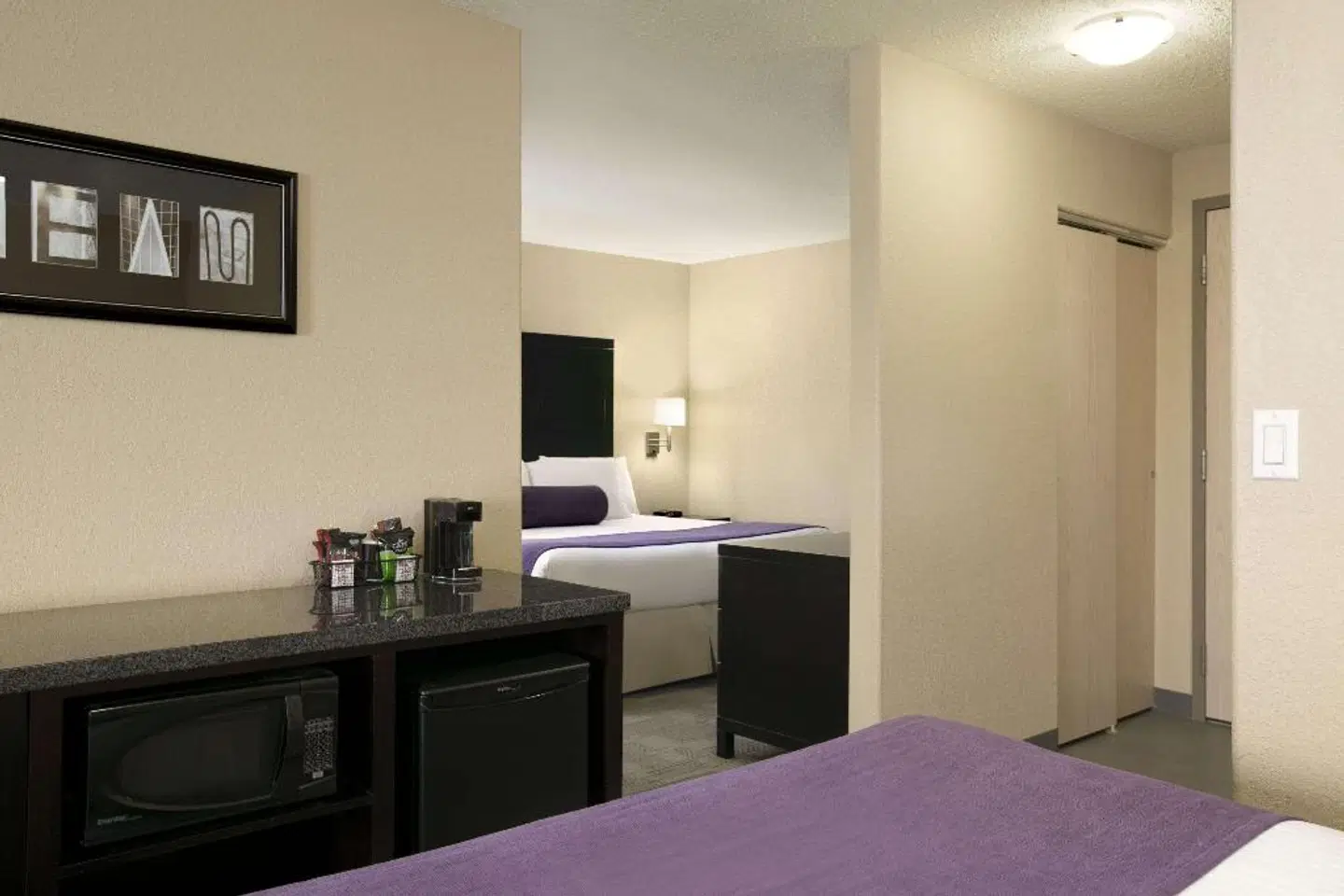 Days Inn by Wyndham Regina ROOM_EXAMPLE