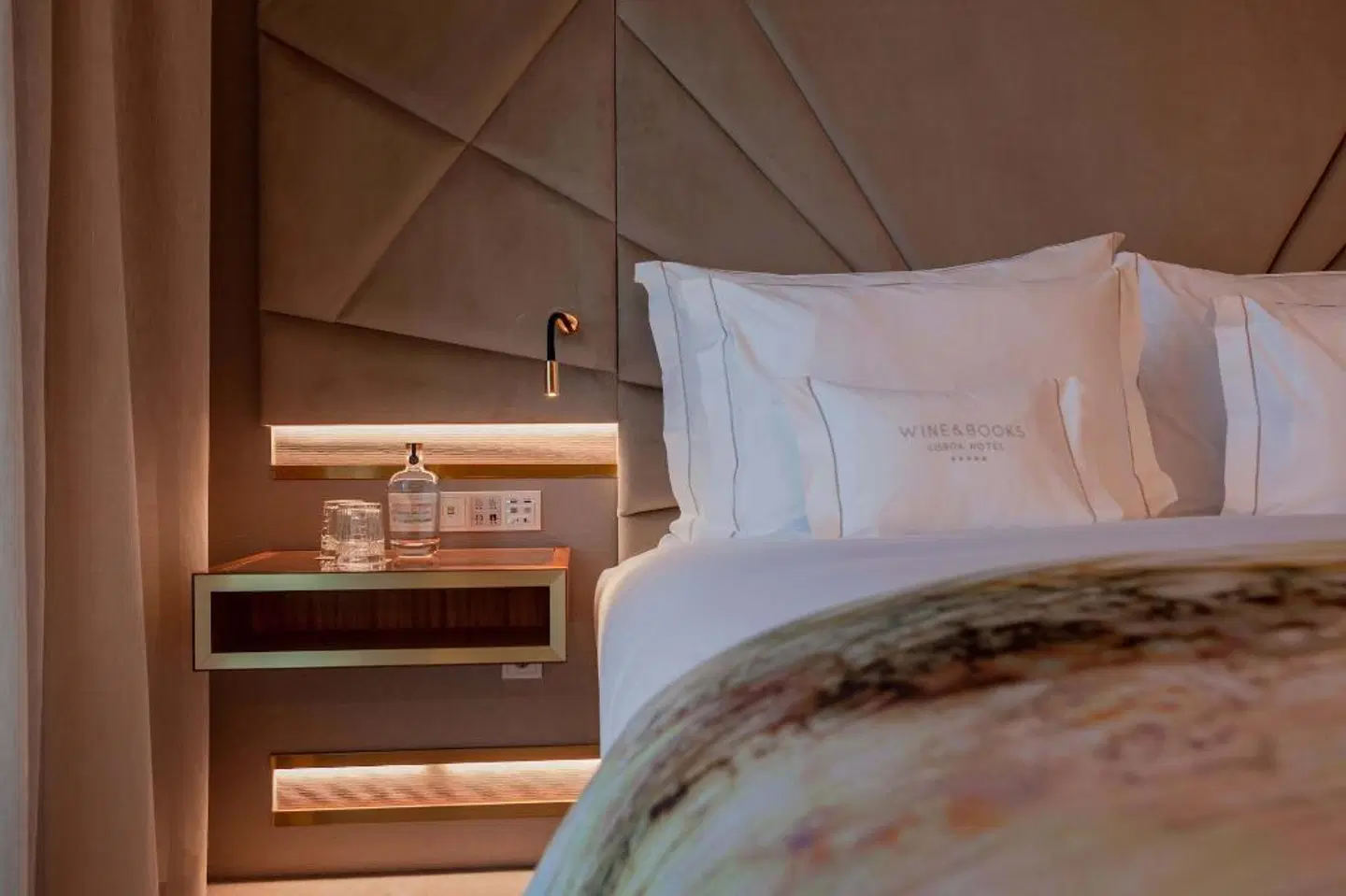 Wine & Books Lisboa Hotel HEALTH_BEAUTY