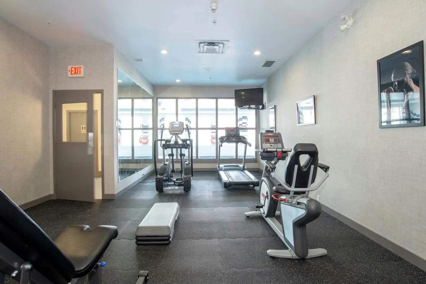 Sandman Hotel & Suites Regina SPORTS_AND_LEISURE