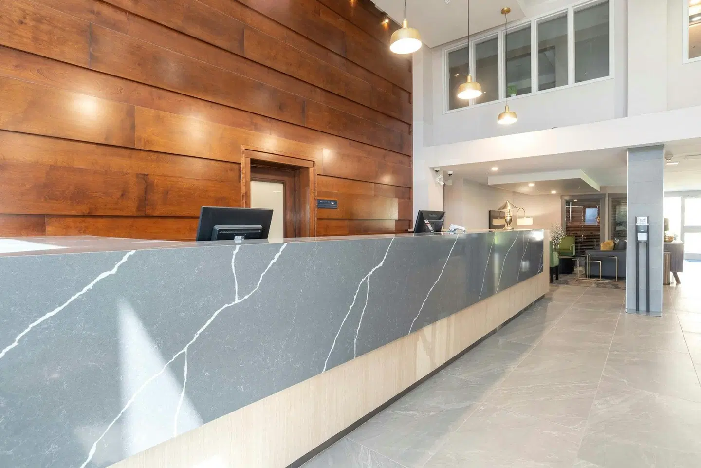 Sandman Hotel & Suites Regina LOUNGE_LOBBY