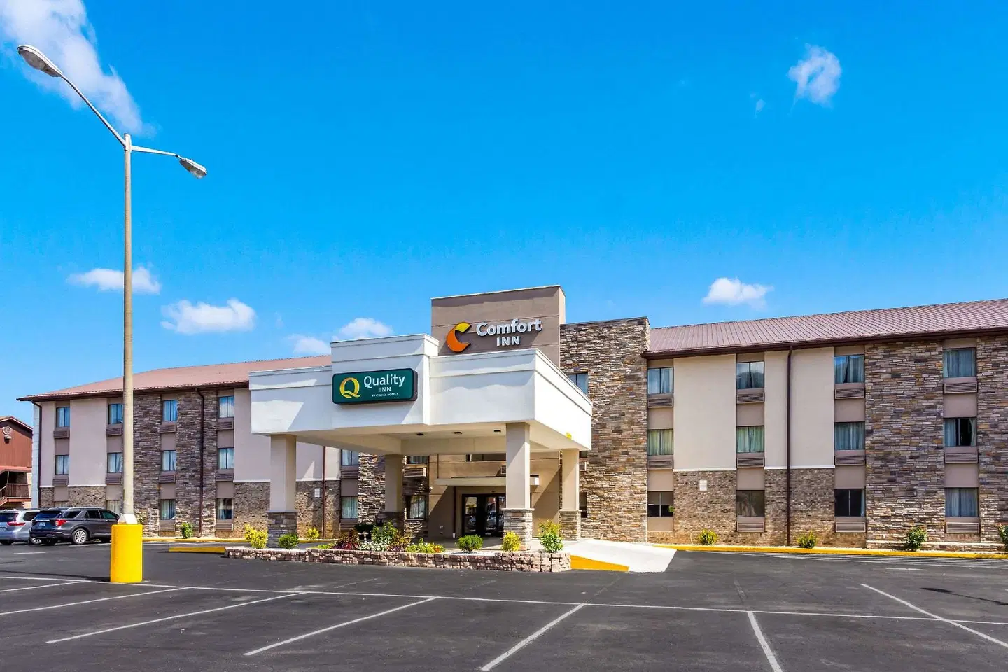 Comfort Inn EXTERIOR