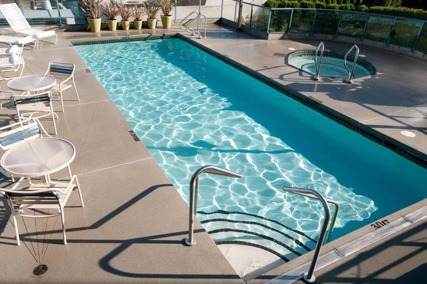 Vancouver Airport Marriott Hallenbad