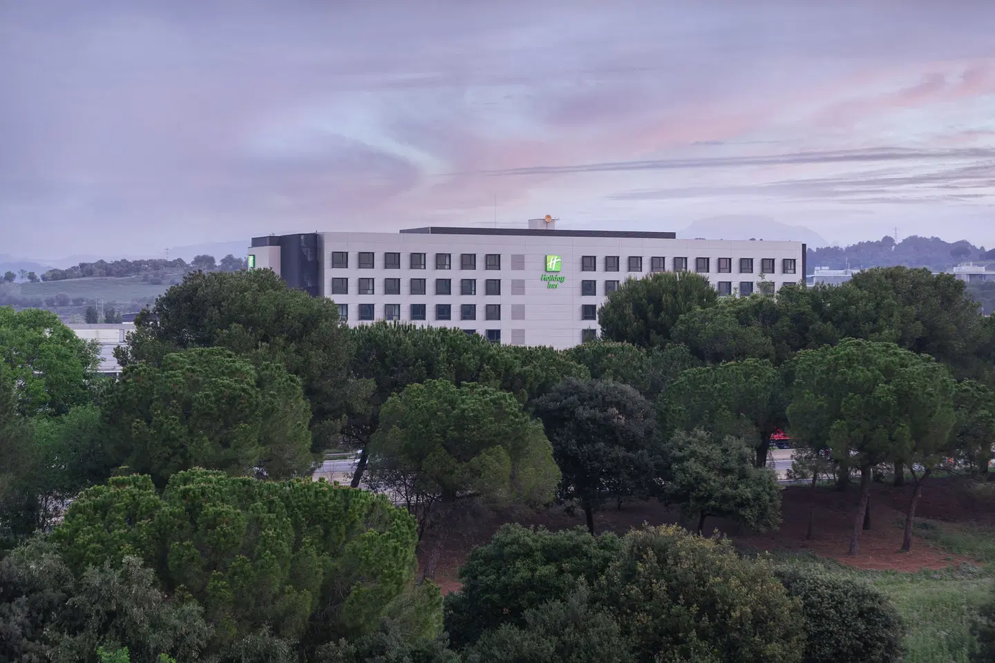 Holiday Inn Barcelona - Sant Cugat by IHG EXTERIOR