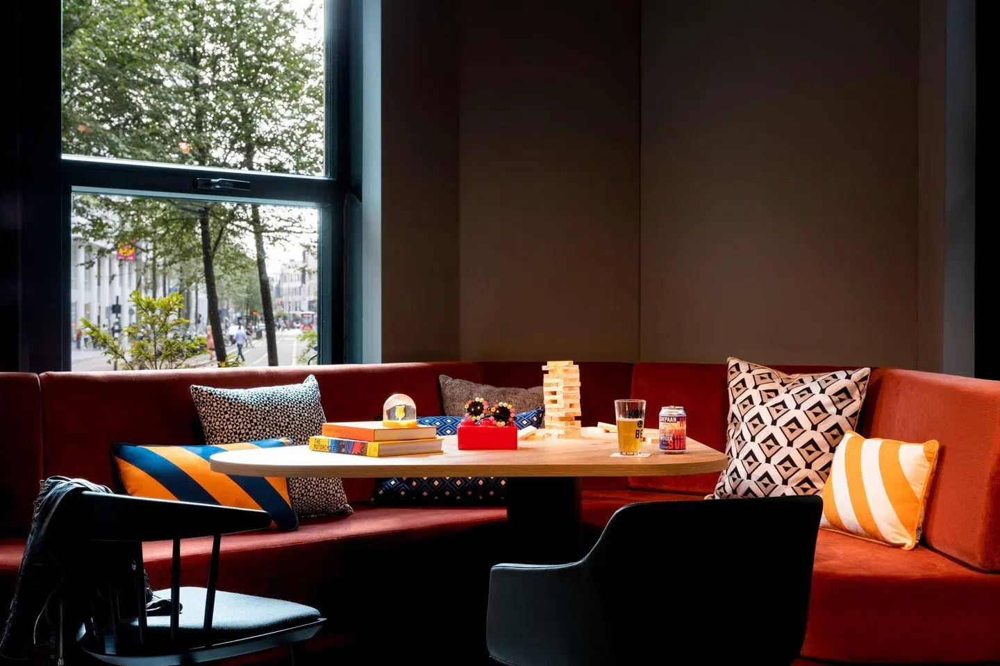Moxy the Hague Konferenz