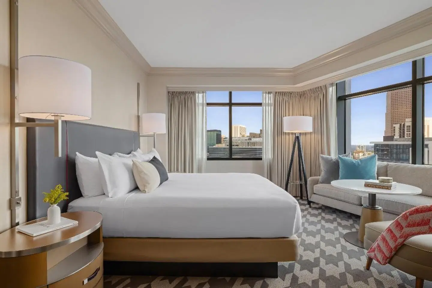 Omni Atlanta Hotel at CNN Center ROOM_EXAMPLE