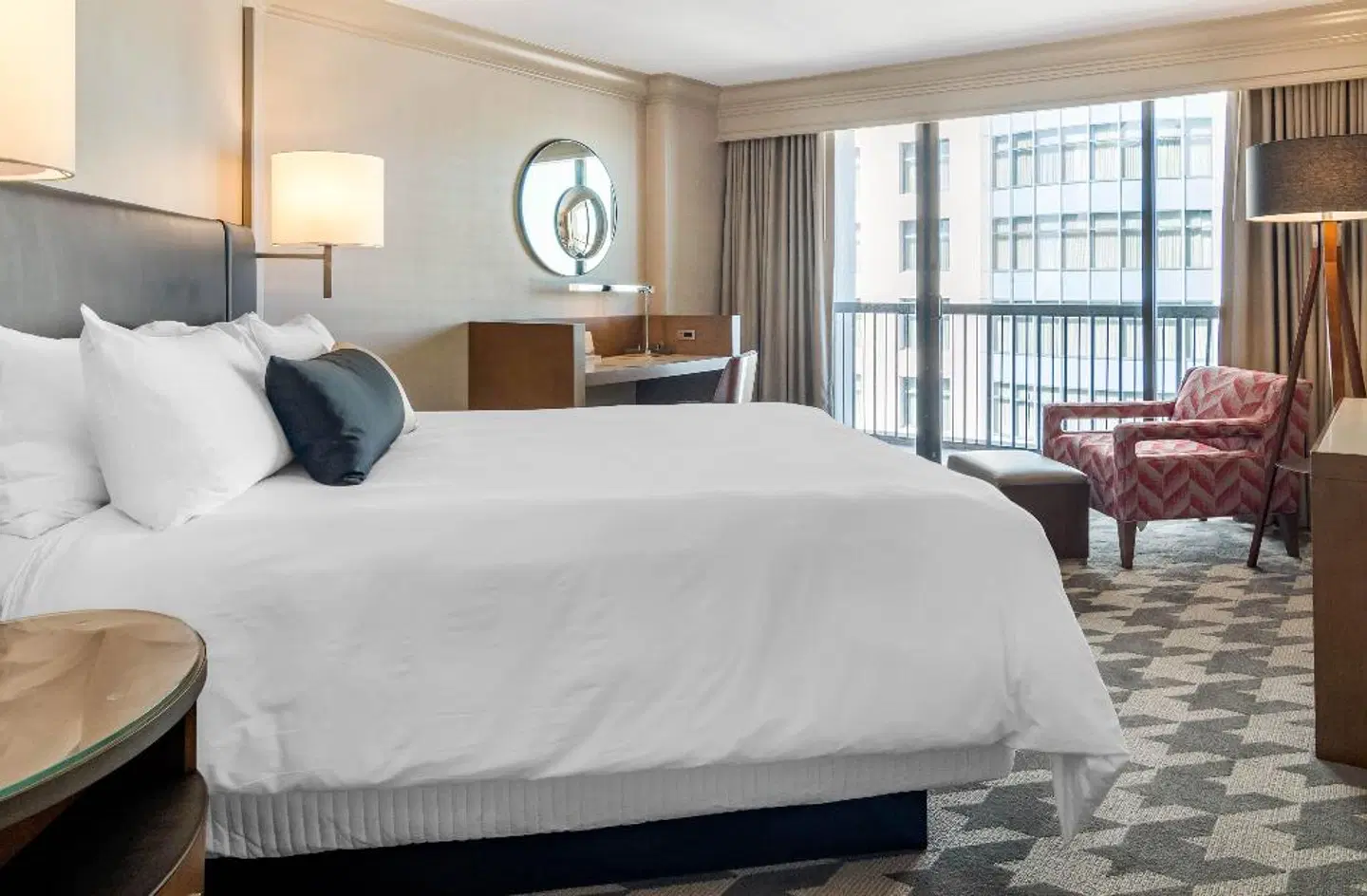 Omni Atlanta Hotel at CNN Center ROOM_EXAMPLE