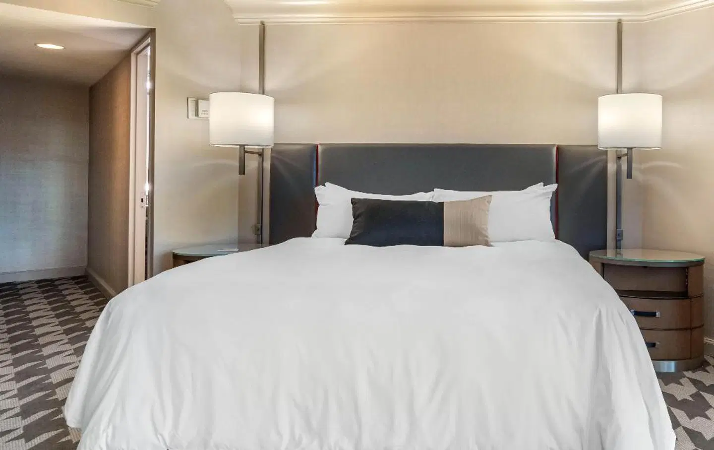 Omni Atlanta Hotel at CNN Center ROOM_EXAMPLE
