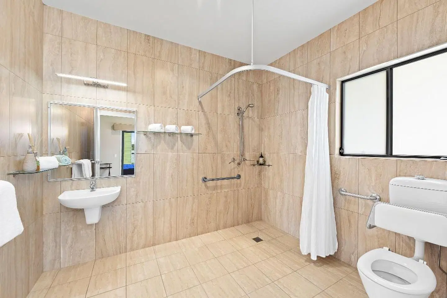 Ana Mandara Luxury Bed & Breakfast Badezimmer