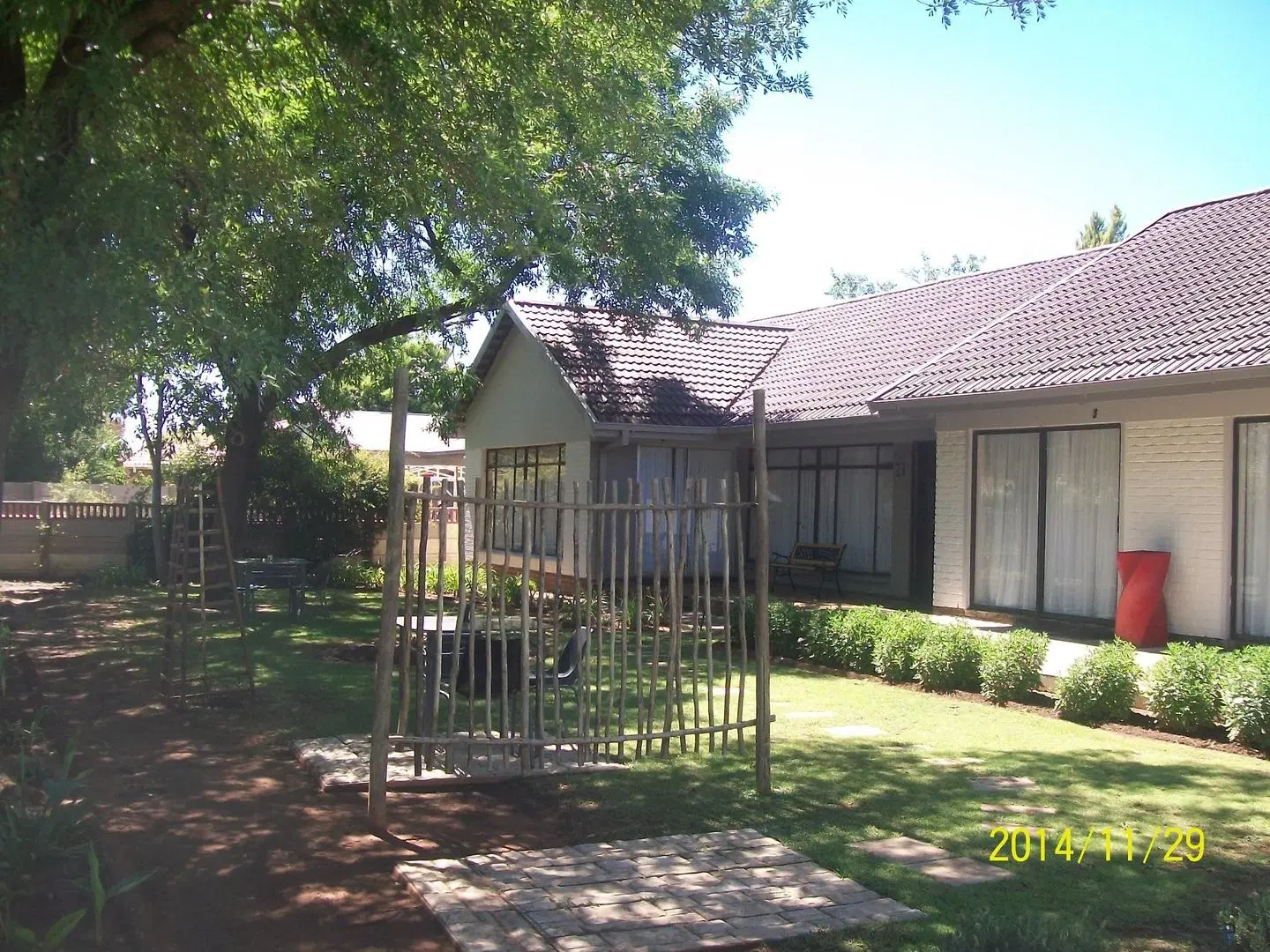 21 On Coetzee Guest House EXTERIOR