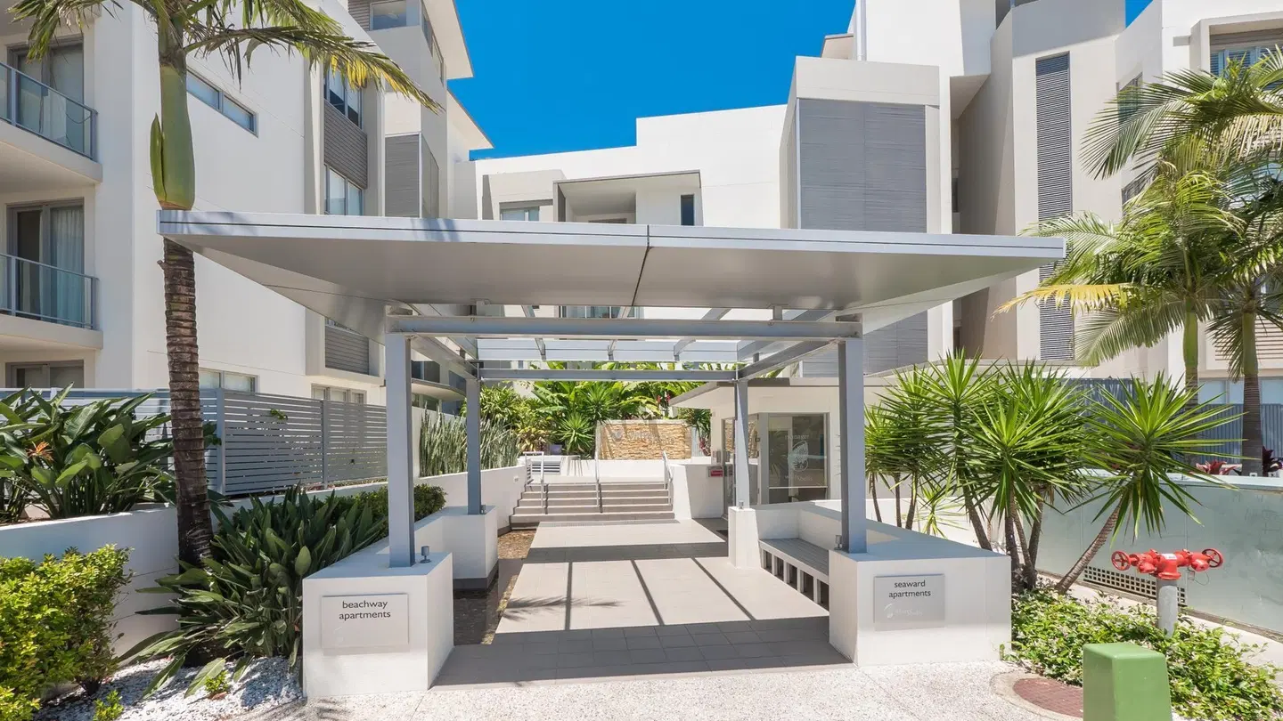 White Shells Luxury Apartments EXTERIOR