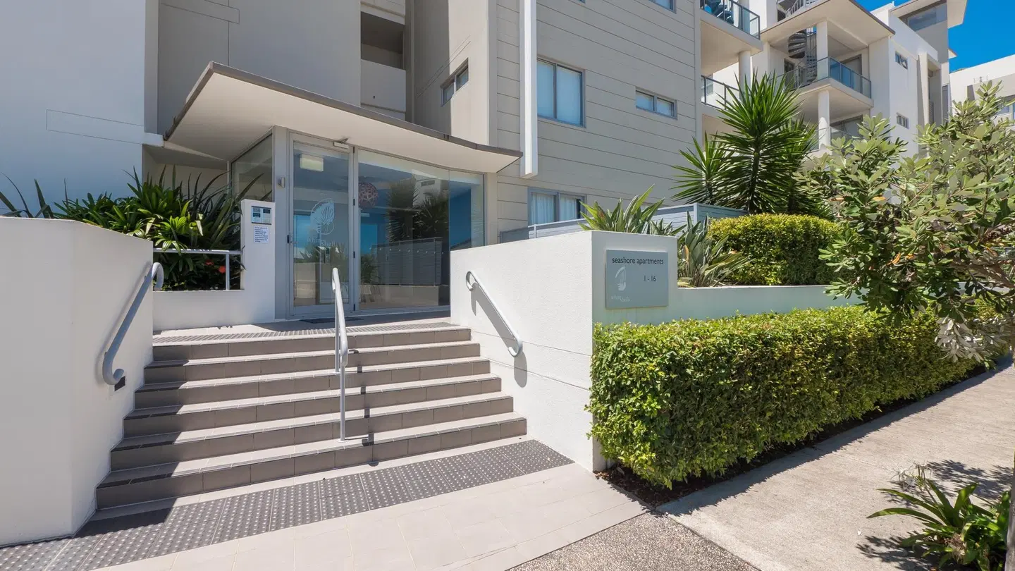 White Shells Luxury Apartments EXTERIOR