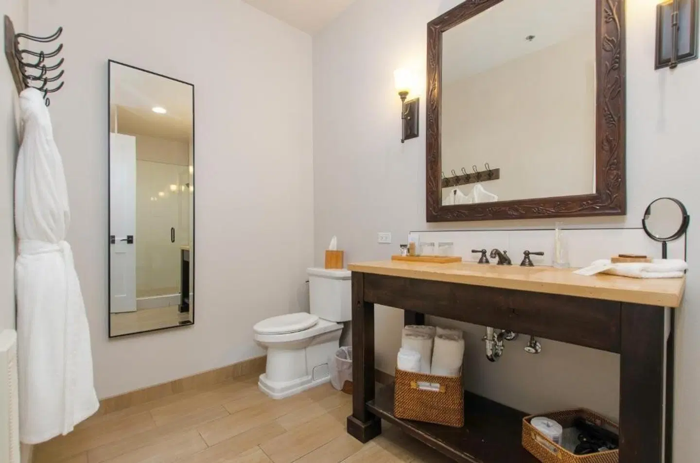 The Dundee - A Trace Hotel Badezimmer