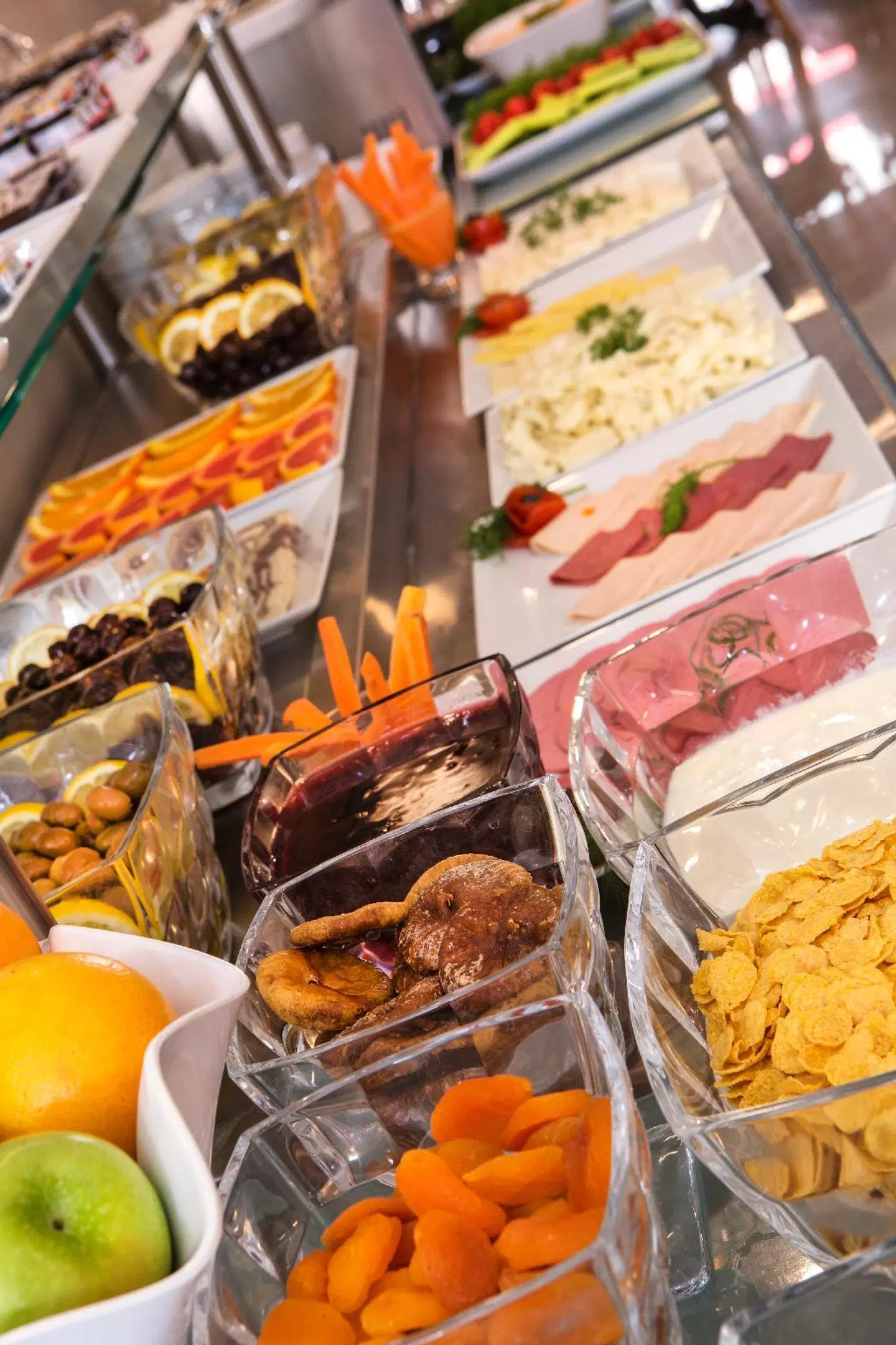 Obelisk Hotel & Suites Restaurant