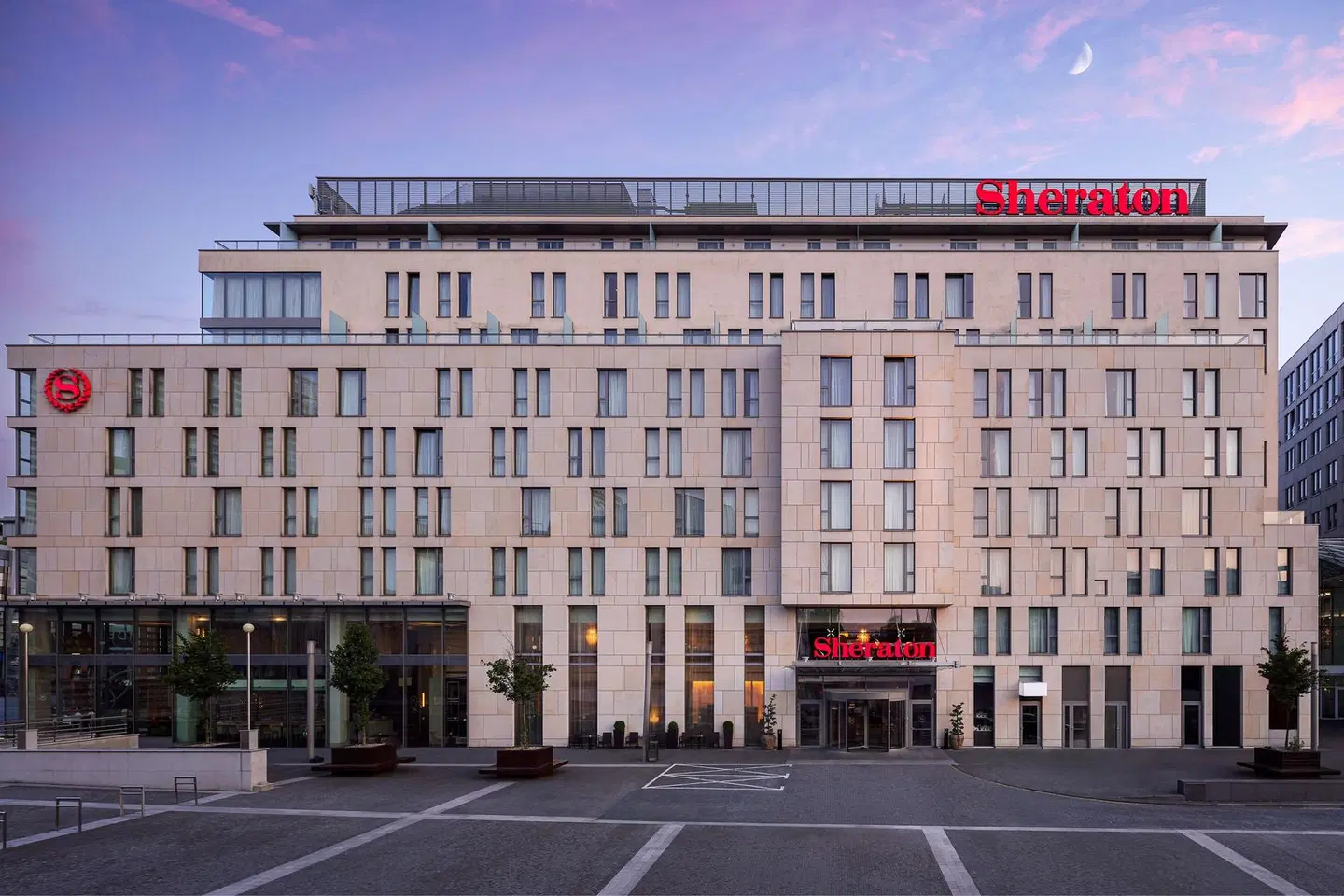 Sheraton Bratislava Hotel EXTERIOR