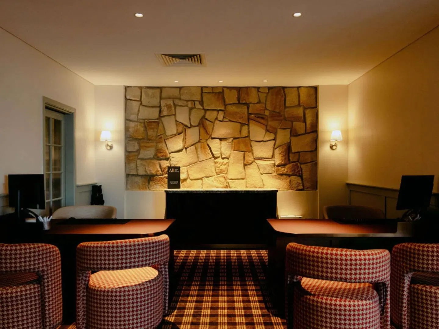 Mercure Clear Mountain Lodge LOUNGE_LOBBY