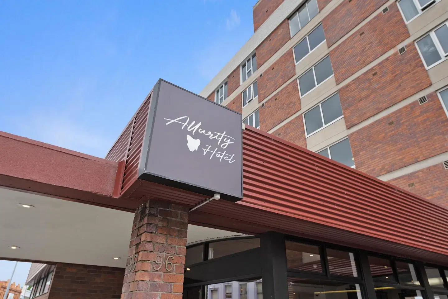 Allurity Hotel EXTERIOR