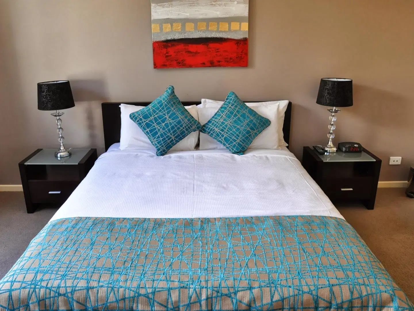 RNR Serviced Apartments Adelaide (Sturt St) ROOM_EXAMPLE