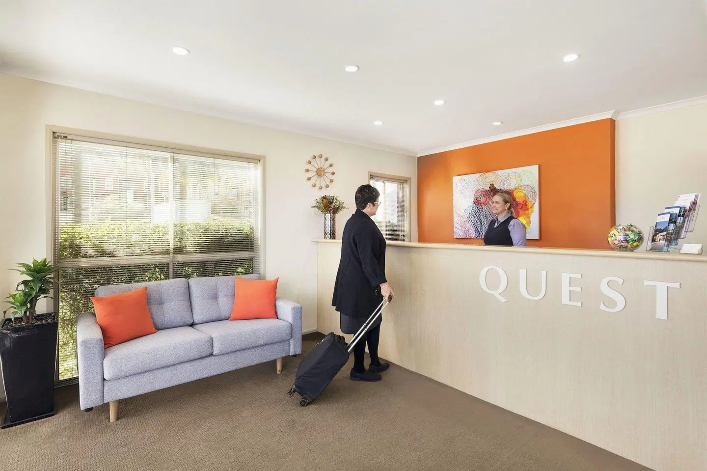 Quest Tamworth LOUNGE_LOBBY