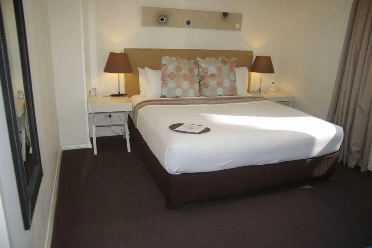 Hotel Richmond on Rundle Mall ROOM_EXAMPLE