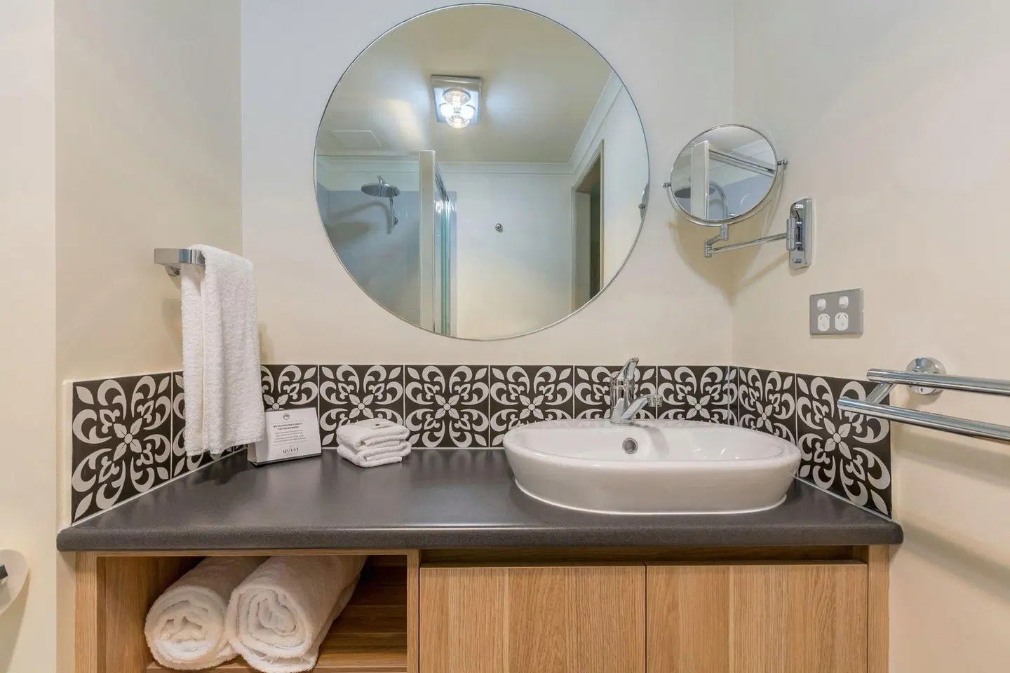 Quest Tamworth Badezimmer
