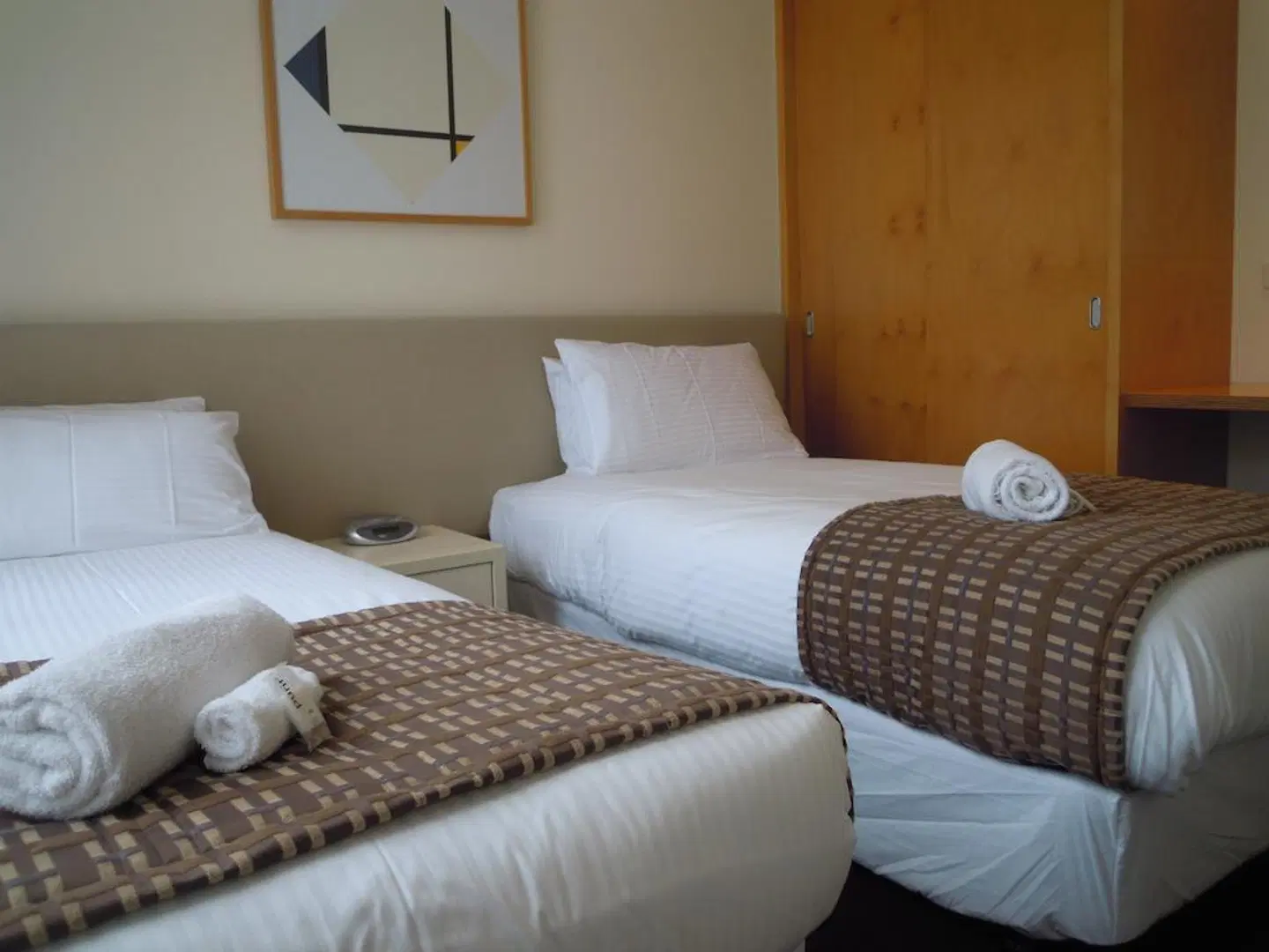 Phillip Island Apartments ROOM_EXAMPLE