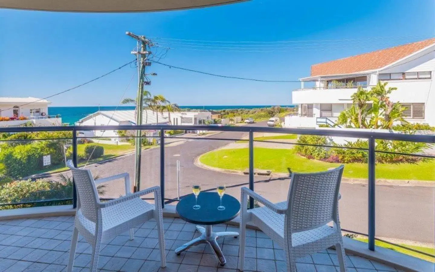 The Cove Yamba Terrasse