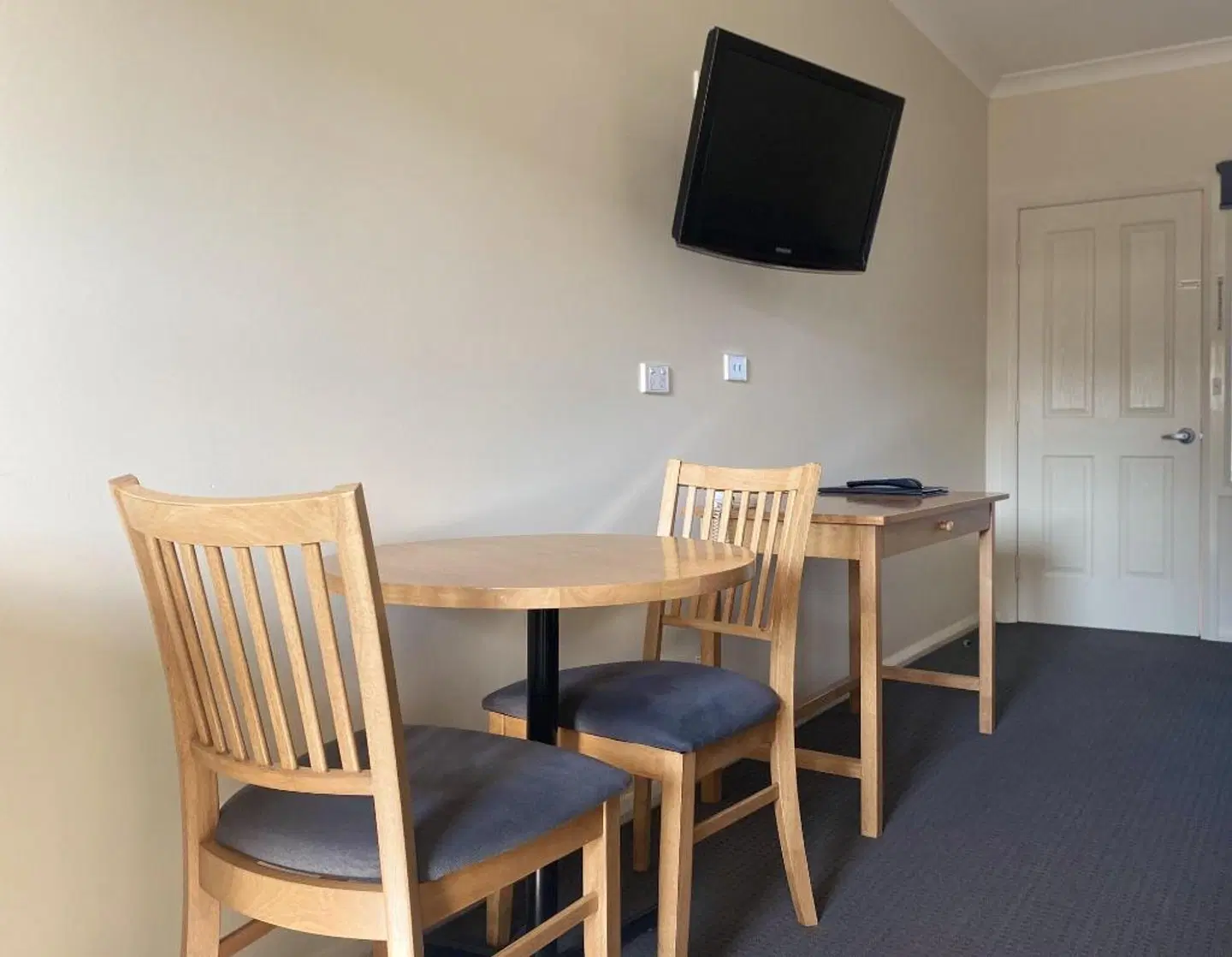 Comfort Inn Bishops Lodge ROOM_EXAMPLE