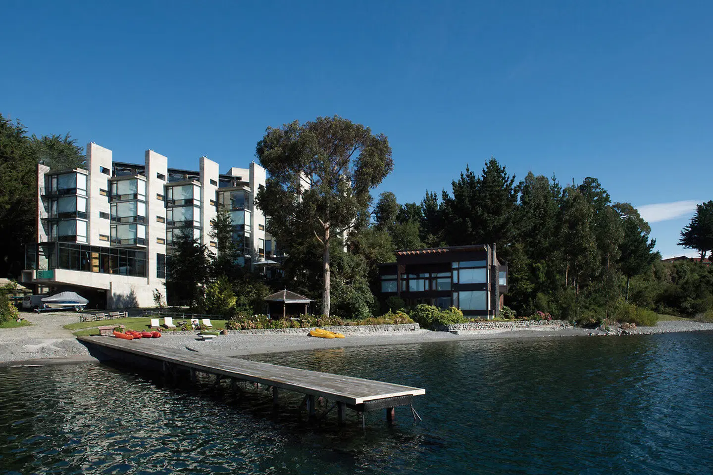 AWA EXTERIOR