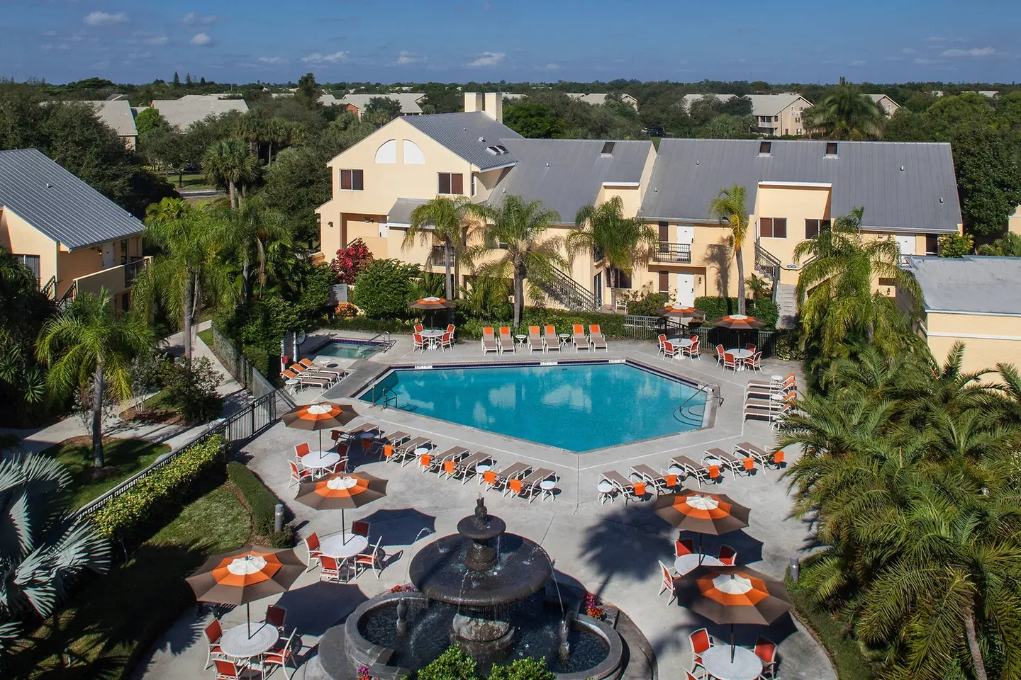 Courtyard by Marriott Boynton Beach OUTDOOR_POOL