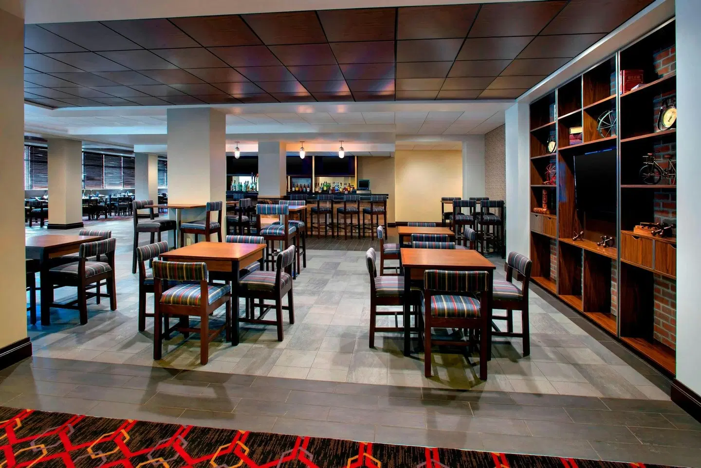 Four Points by Sheraton Charleston Bar