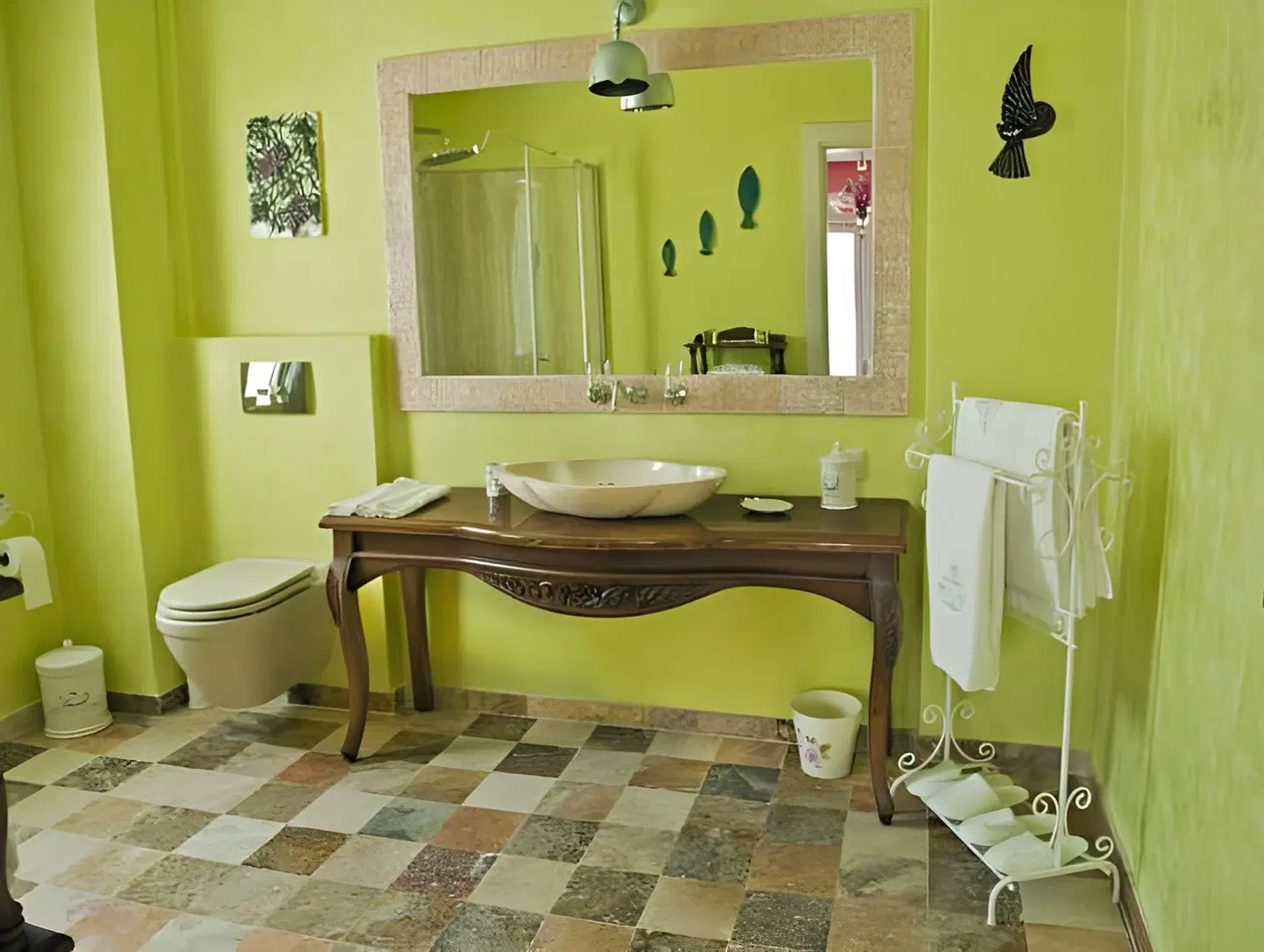 Swan Lake Hotel HEALTH_BEAUTY