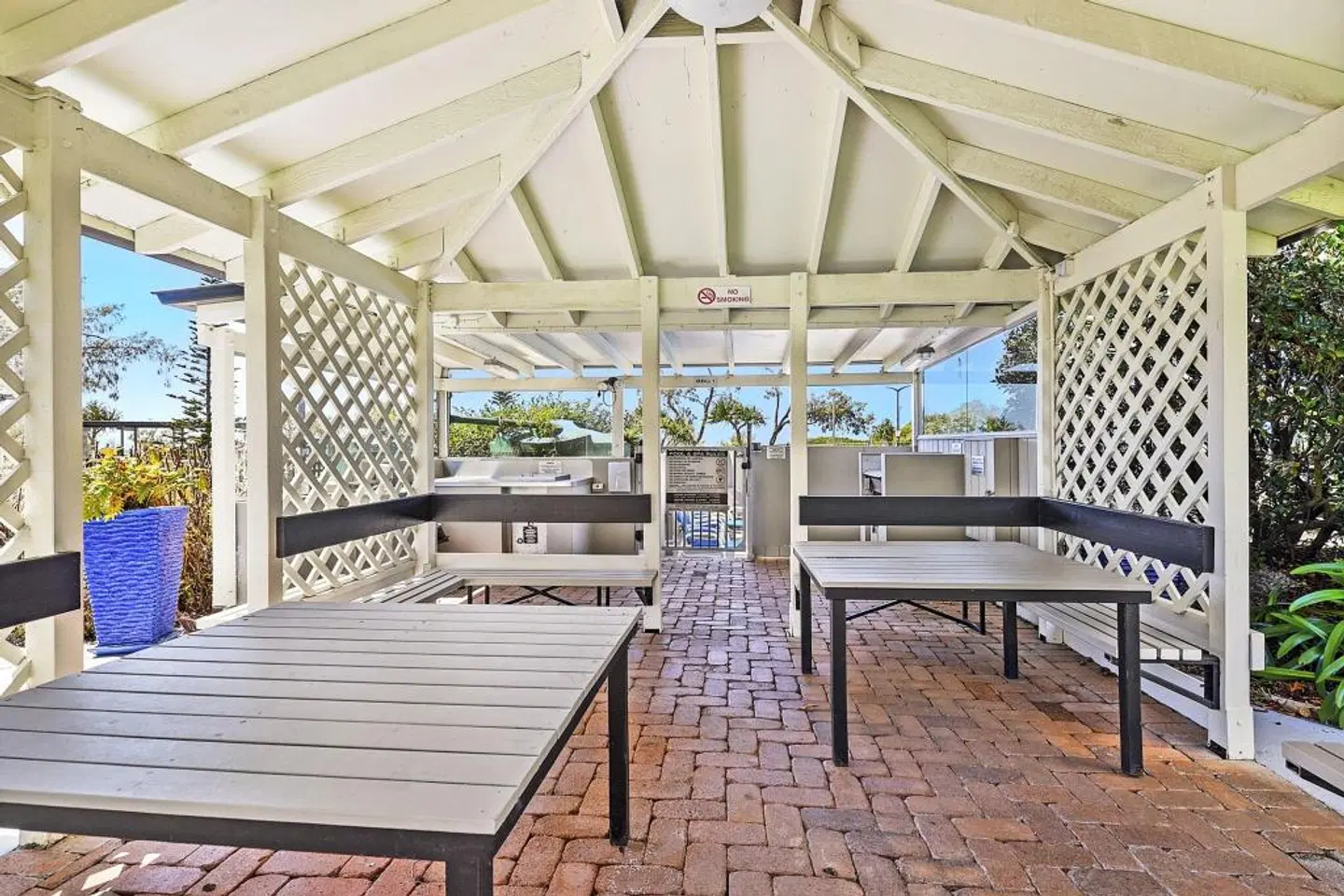 Talisman Apartments Terrasse